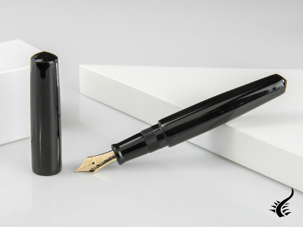 Nakaya Cigar Kuro-Roiro Piccolo Fountain Pen, Black, Urushi lacquer