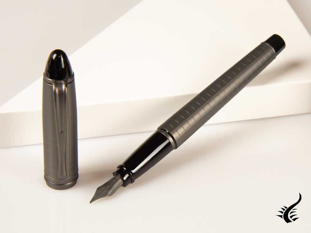 Aurora Ipsilon Full Metal Black Fountain Pen, Ruthenium, B16-RQ