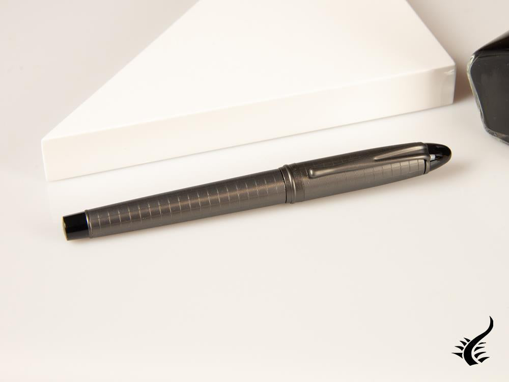 Aurora Ipsilon Full Metal Black Fountain Pen, Ruthenium, B16-RQ