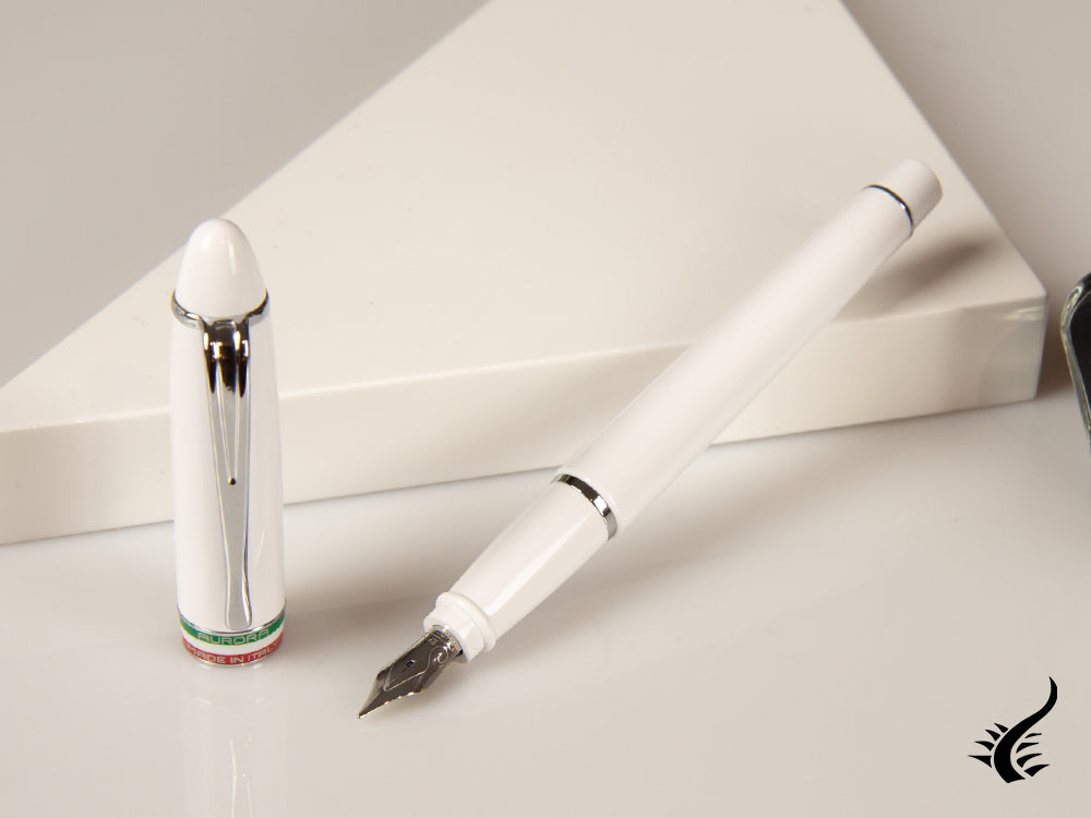 Aurora Ipsilon Italia Fountain Pen, Resin, White, Chrome trim, B17-W