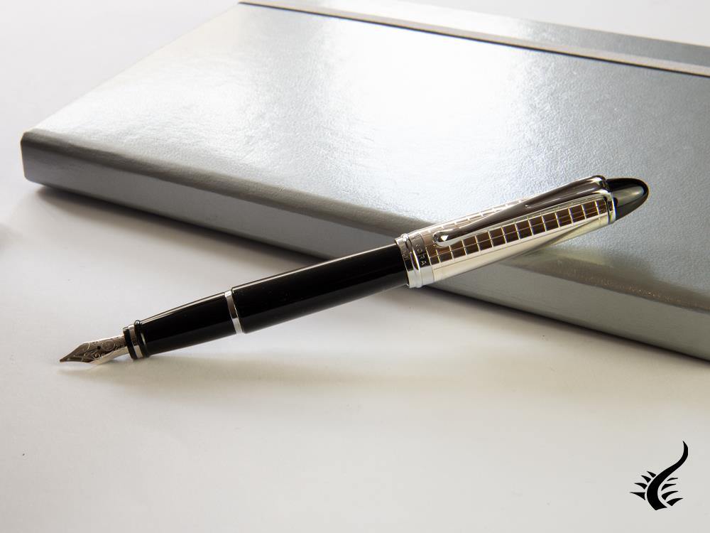 Aurora Ipsilon Quadra Fountain Pen, Resin, Black, Silver, B14CQN