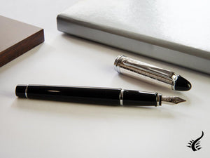 Aurora Ipsilon Quadra Fountain Pen, Resin, Black, Silver, B14CQN