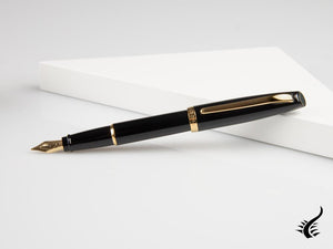 Aurora Style Fountain Pen - Black and Gold-Plated  -  E12DN