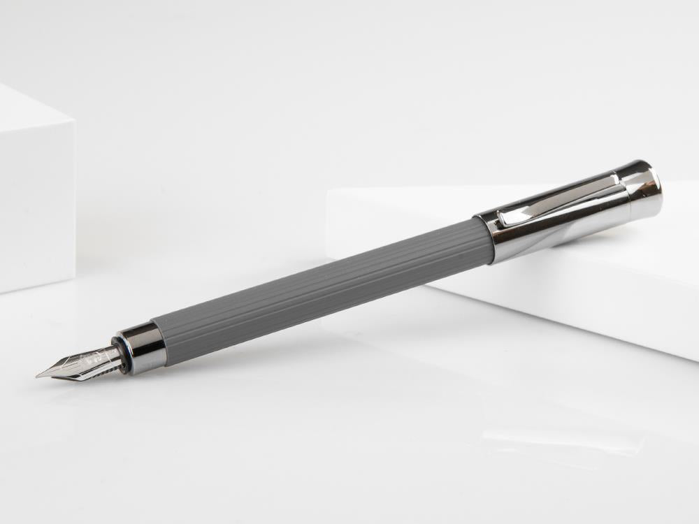 Graf von Faber-Castell Tamitio Stone Grey Stylo plume, laque, 141780