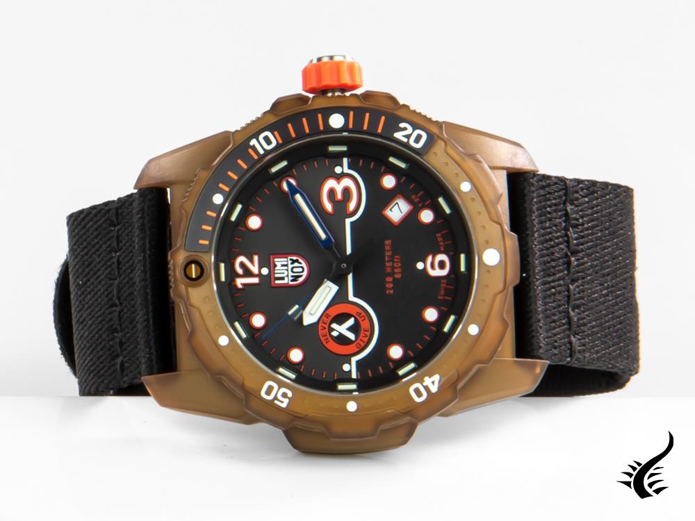 Montre à quartz Luminox Bear Grylls Survival série 3720, 42 mm, LX.3721.ECO