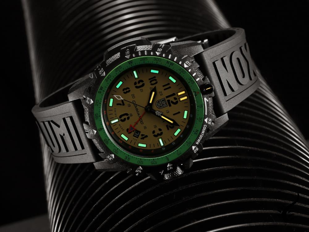 Montre à quartz Luminox Commando Raider série 3300, CARBONOX, 46 mm, XL.3321