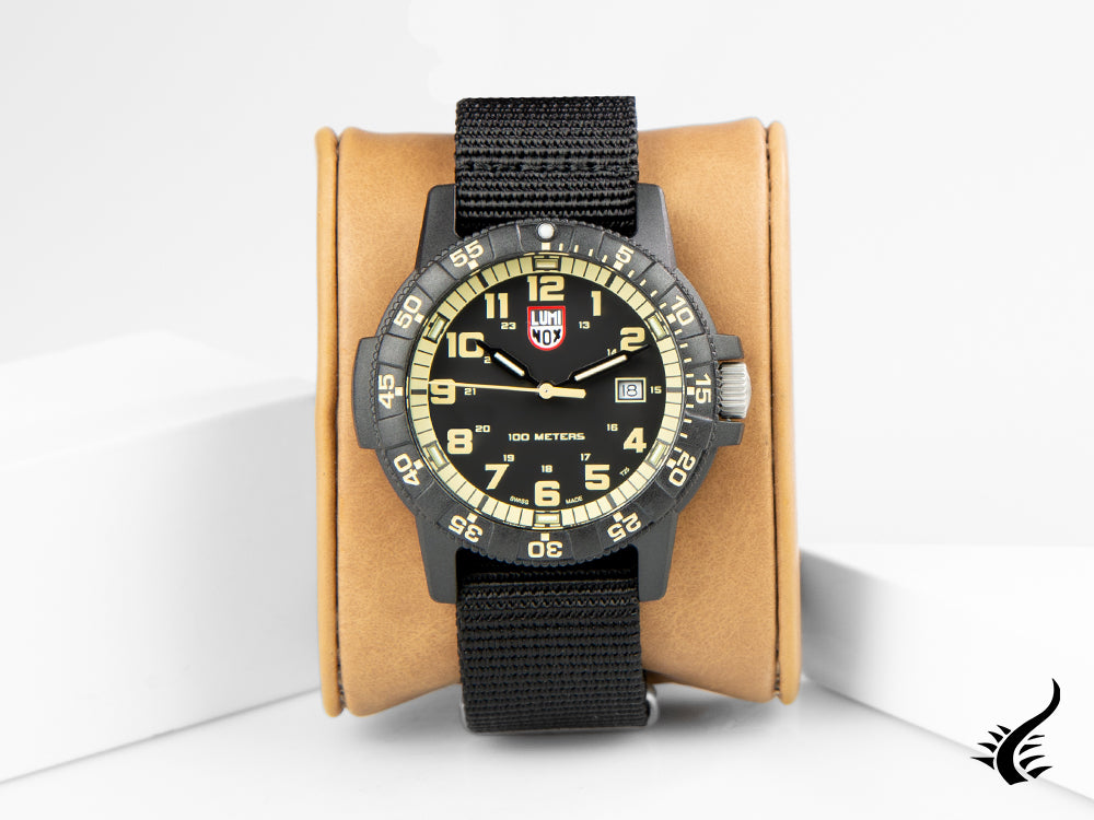 Montre à quartz géante Luminox Sea Turtle, noir/beige, carbone, 44 mm, 10 atm, jour