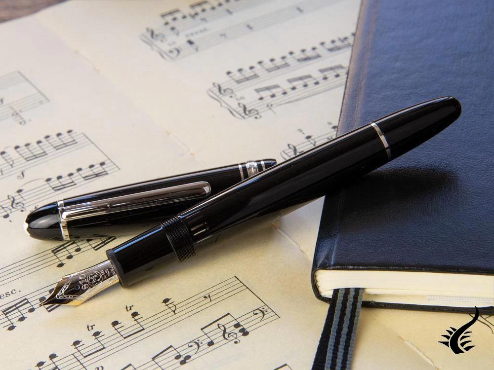 Montblanc Meisterstuck Le Grand Fountain Pen,  Platinum, 2851