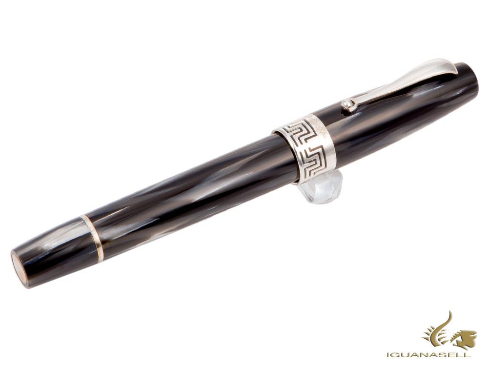 Stylo plume Montegrappa Extra Celluloid - Noir et blanc