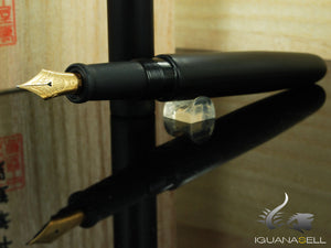 Nakaya Cigar Fountain Pen Long, Black Hairline, Ebonite