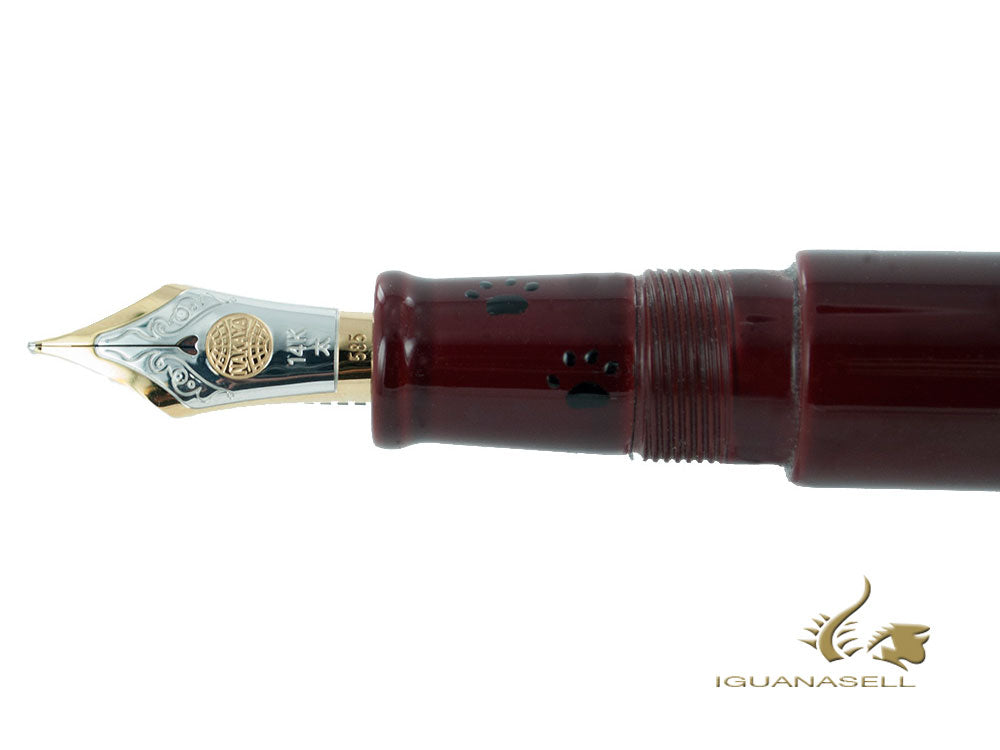 Nakaya Cigar Fountain Pen Piccolo, A enjoying the moon cat, Ebonite