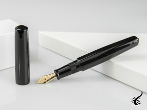 Nakaya Cigar Piccolo Fountain Pen, Black, Ebonite and Urushi lacquer