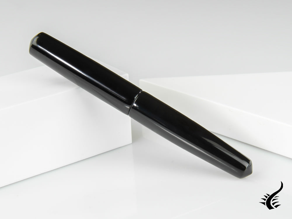 Nakaya Cigar Kuro-Roiro Piccolo Fountain Pen, Black, Urushi lacquer