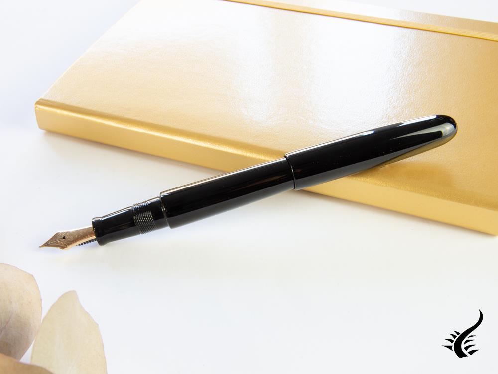 Nakaya Cigar Kuro-Roiro Portable Black Fountain Pen, Urushi lacquer