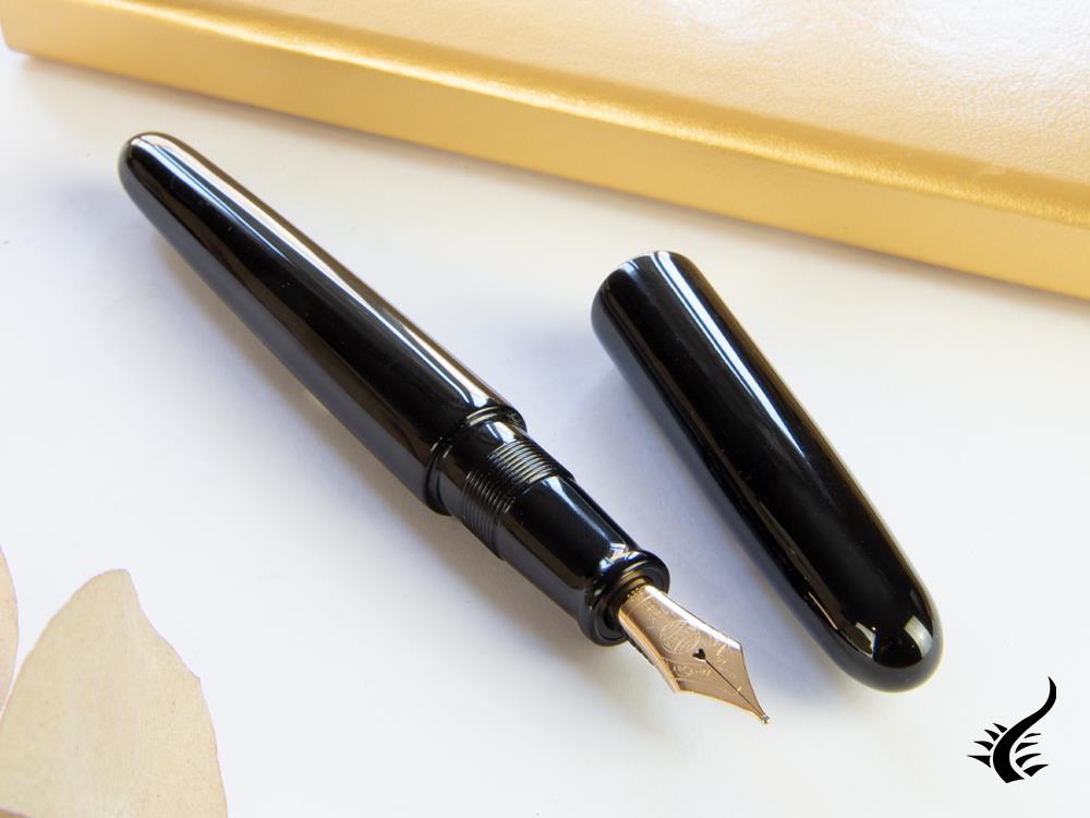Nakaya Cigar Kuro-Roiro Portable Black Fountain Pen, Urushi lacquer