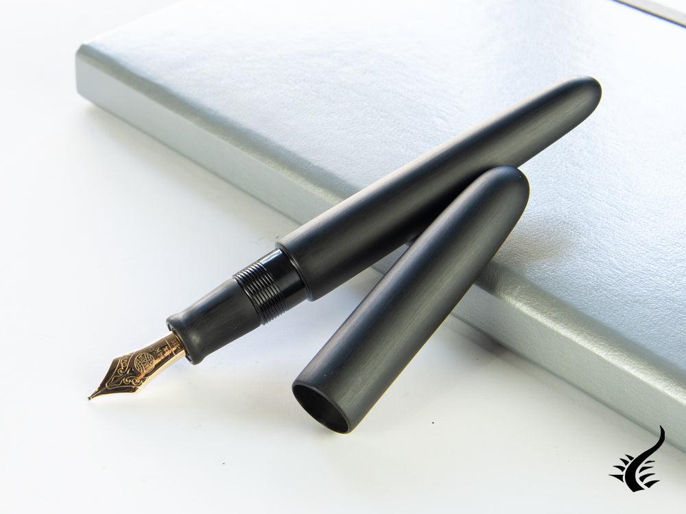 Stylo plume portable Nakaya Cigar, ligne noire, ébonite