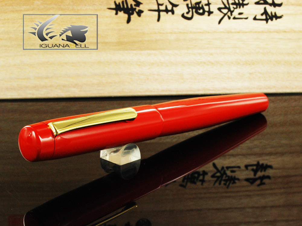 Nakaya Neo-Standard Fountain Pen, Arai Shu, Ebonite and Urushi lacquer