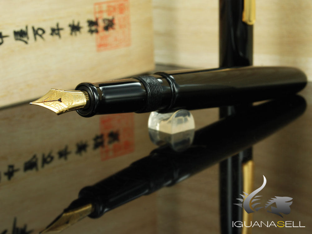 Nakaya Writer Kuro-Roiro Black Fountain Pen, Long, Ebonite