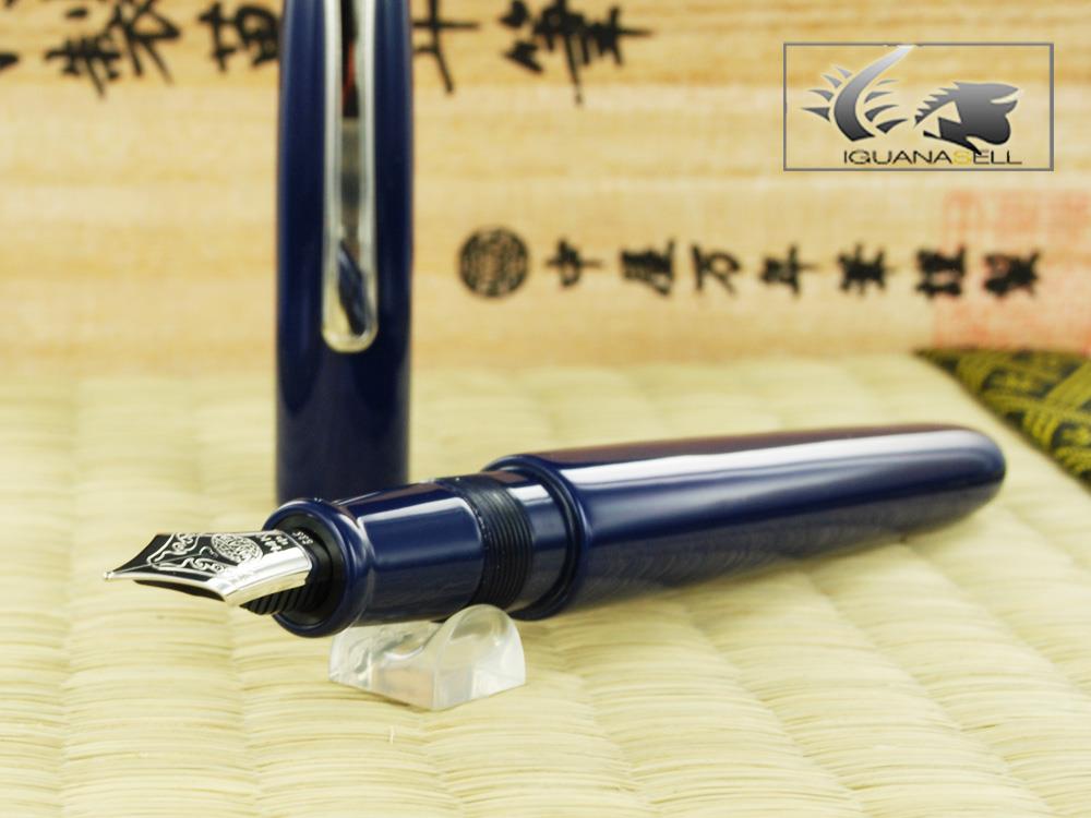 Nakaya Writer Fountain Pen, Kikyo, Ebonite and Urushi lacquer