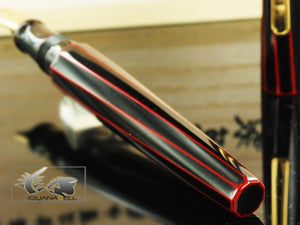 Nakaya Writer Fountain Pen, Kuro Tamenuri, Ebonite and Urushi lacquer