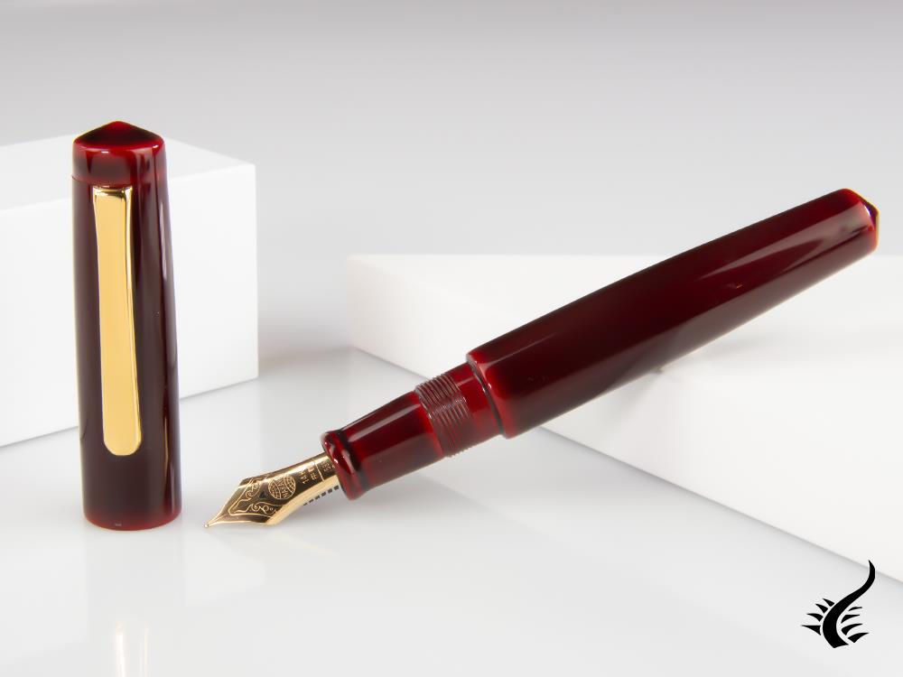 Nakaya Writer Piccolo Fountain Pen, Aka Tamenuri, Urushi lacquer