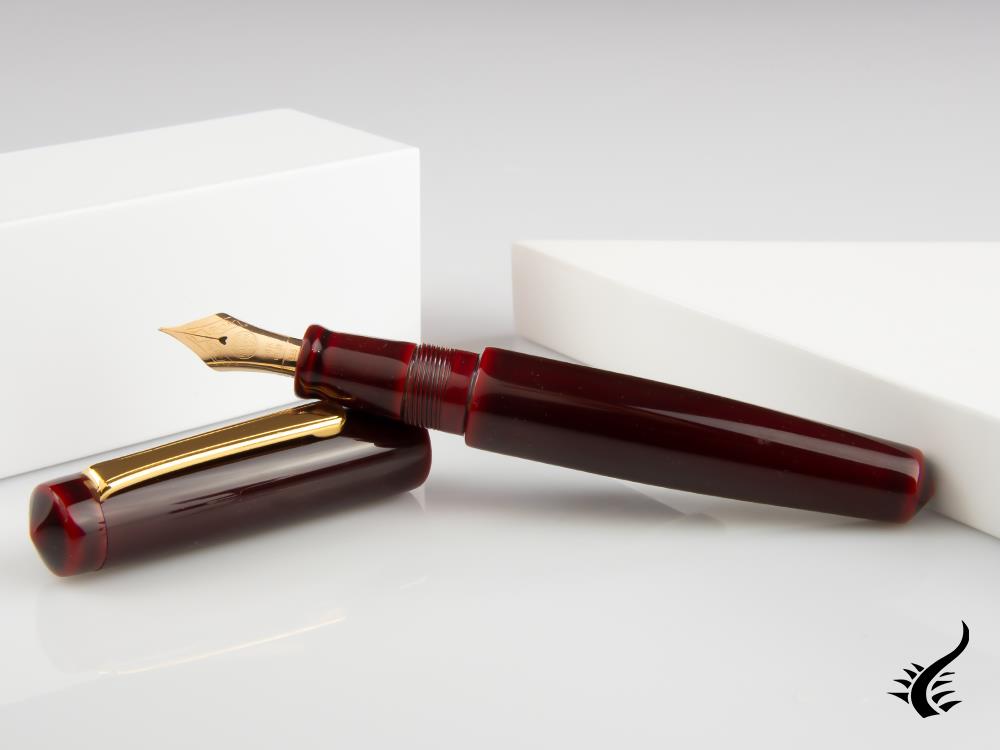 Nakaya Writer Piccolo Fountain Pen, Aka Tamenuri, Urushi lacquer