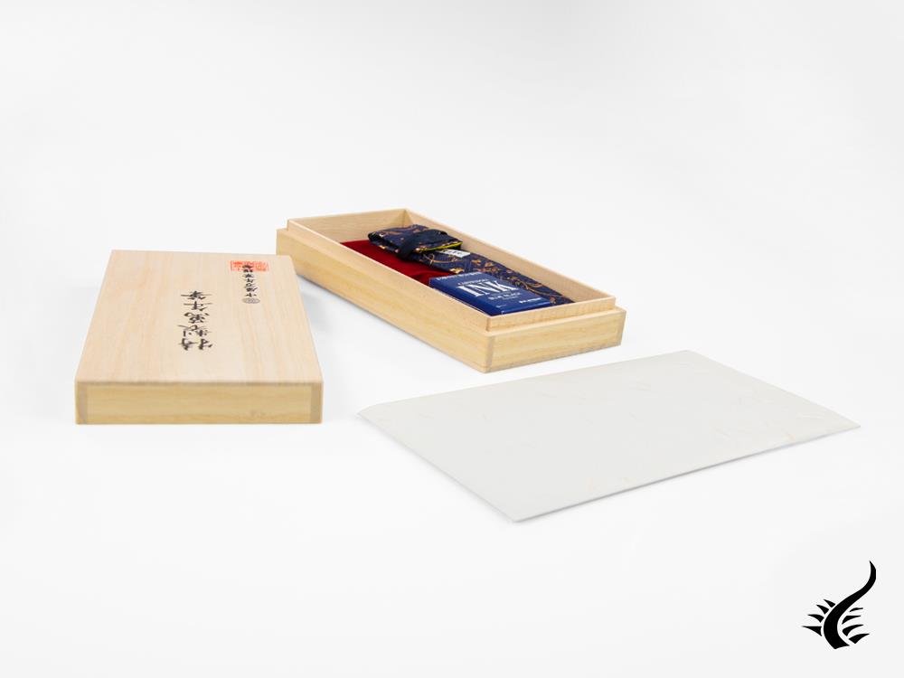 Nakaya Writer Kuro-Roiro Portable Fountain Pen, Ebonite