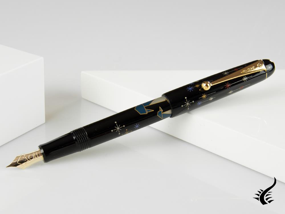 Namiki Nippon Art Origami Penguin Fountain Pen, Maki-e, FK-35-SM-PE