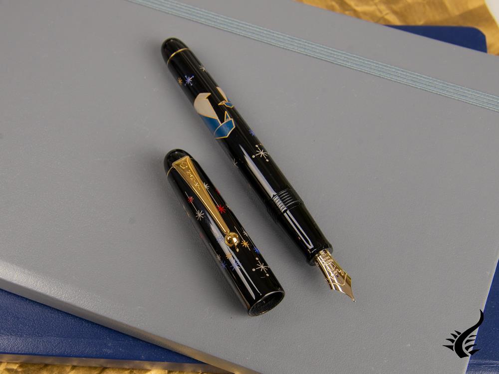 Namiki Nippon Art Origami Penguin Fountain Pen, Maki-e, FK-35-SM-PE