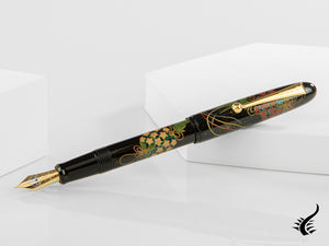 Namiki Yukari Kusu Dama Fountain Pen, Maki-e, Gold trim, FN-10M-KU