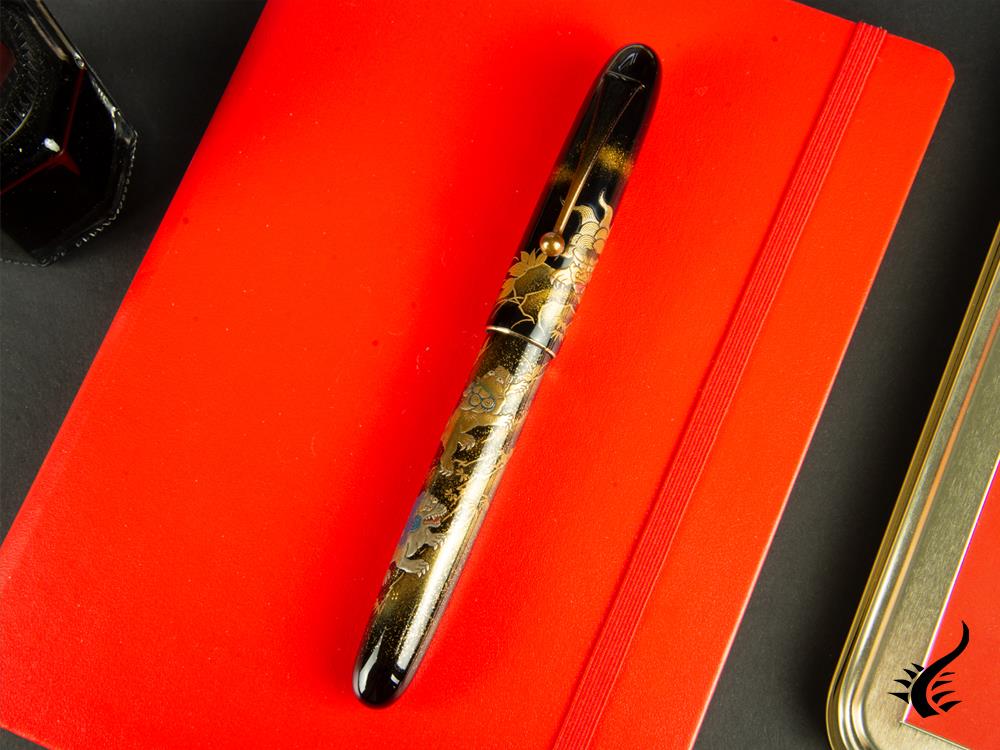 Stylo plume Namiki Yukari Royale Lionne et ses petits, laque Urushi