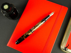 Stylo plume Namiki Yukari Royale Lionne et ses petits, laque Urushi