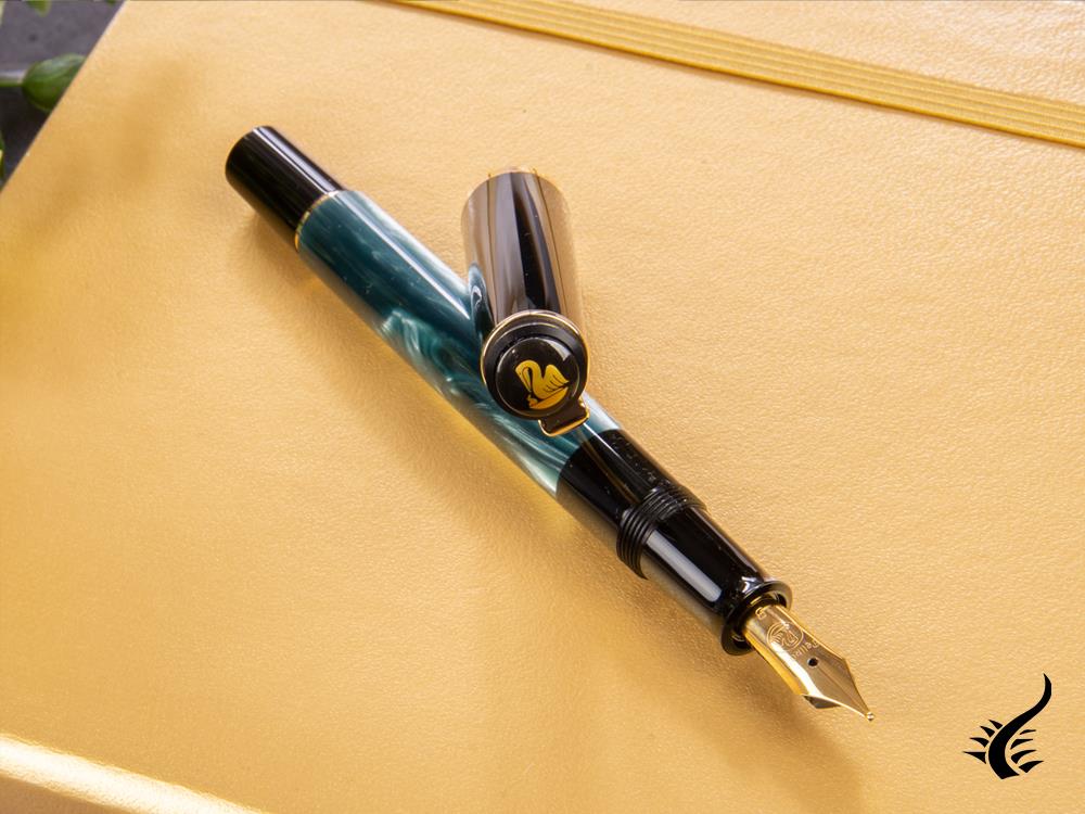 Pelikan Classic 200 Fountain Pen, Marbled, Green, Gold trim, 994103