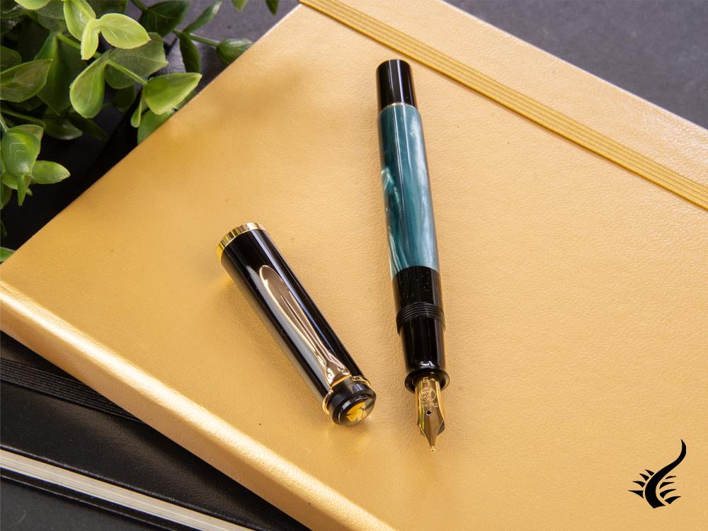 Pelikan Classic 200 Fountain Pen, Marbled, Green, Gold trim, 994103