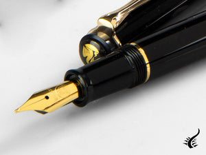 Pelikan Classic P200 Fountain Pen, Black, Gold trim, 930479