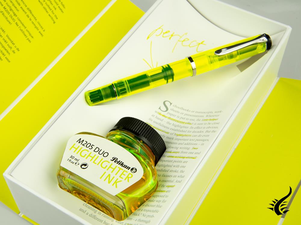 Pelikan Classic Yellow M205 DUO Highlighter Fountain Pen, 975524