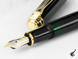 Pelikan Fountain Pen Souverän M400 - Black, 994780