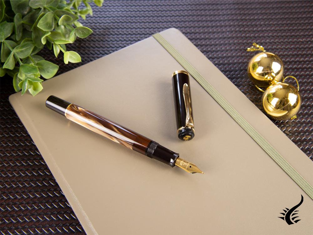 Pelikan M200 Brown Marbled Fountain Pen, Gold trim, 808897