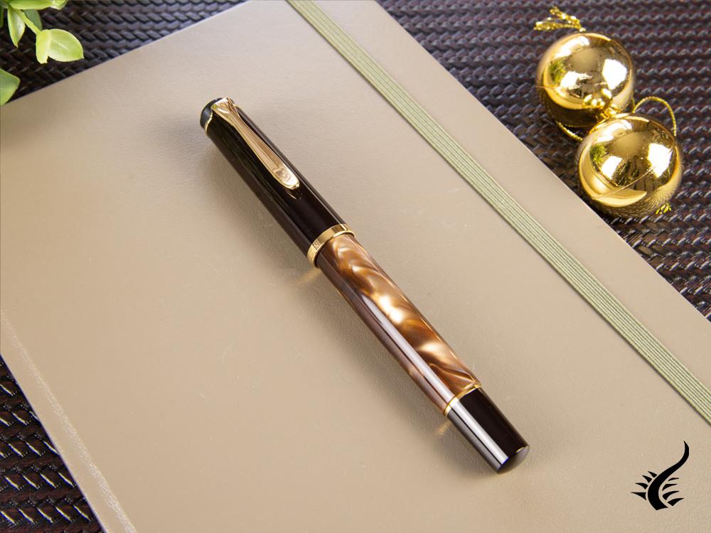 Pelikan M200 Brown Marbled Fountain Pen, Gold trim, 808897