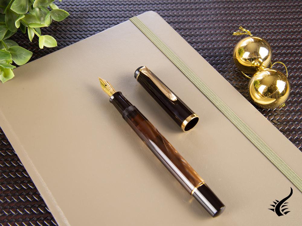 Pelikan M200 Brown Marbled Fountain Pen, Gold trim, 808897