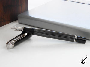 Pelikan Souverän M405 Stresemann Fountain Pen, Palladium trim, 803823