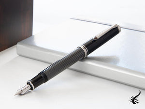 Pelikan Souverän M605 Stresemann Fountain Pen, Palladium trim, 813624