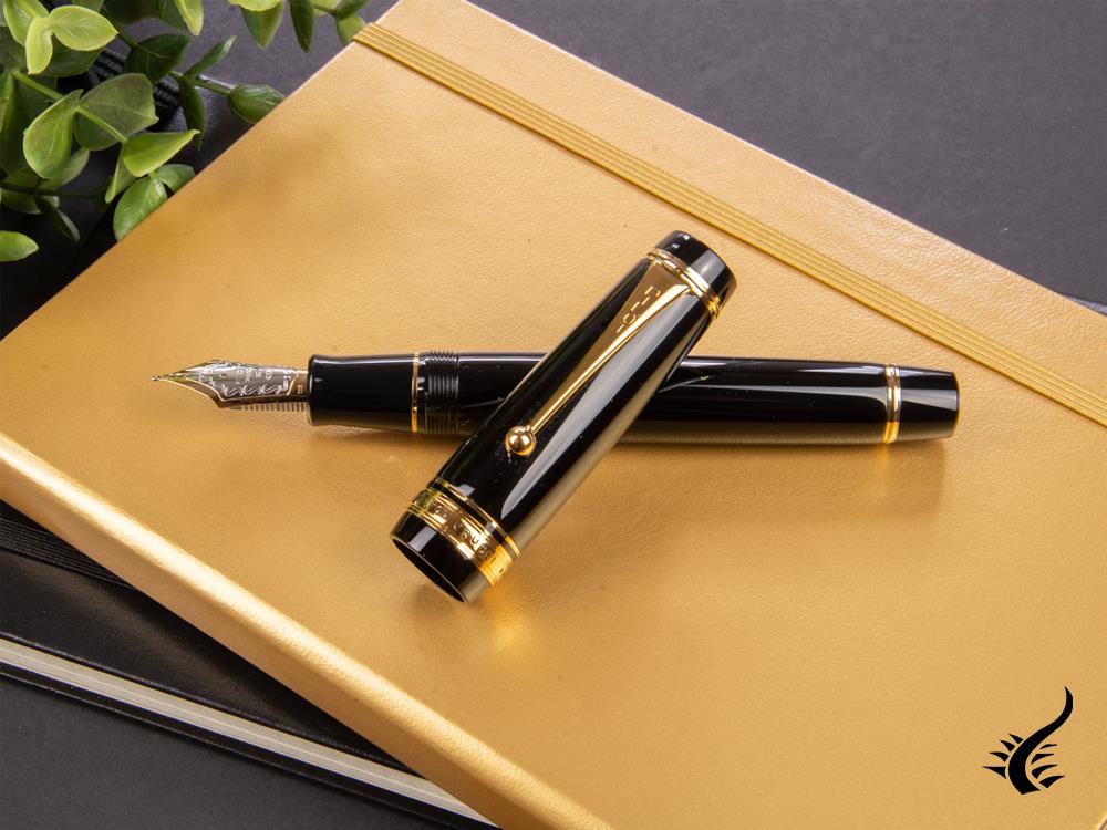 Pilot Custom Urushi Fountain Pen, Ebonite, Gold trim, Black, NPUN