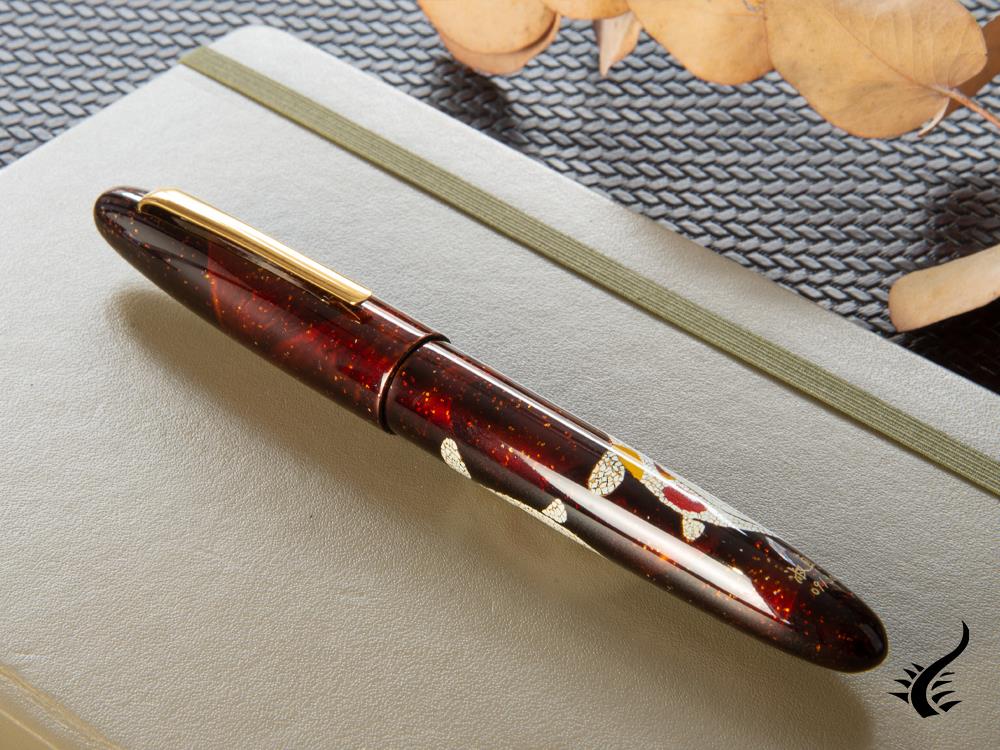 Taccia Miyabi Maki-e Imperial Koi Fountain Pen, Limited Edition