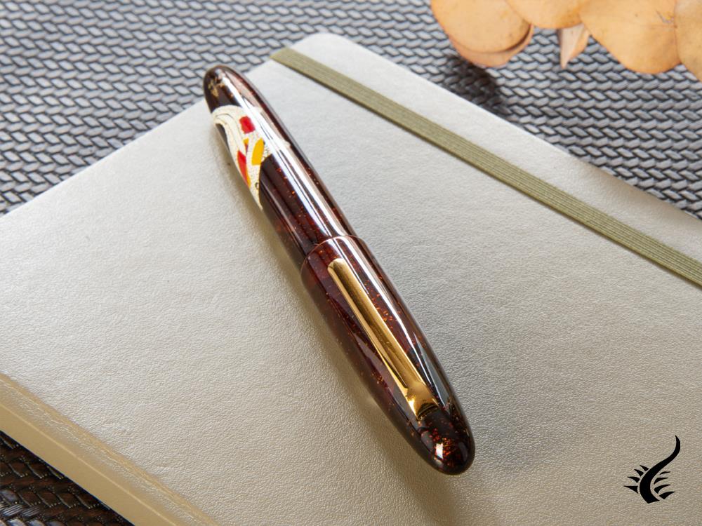 Taccia Miyabi Maki-e Imperial Koi Fountain Pen, Limited Edition