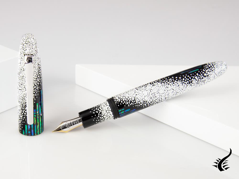 Taccia Miyabi Maki-e Winter's Breath Fountain Pen, Limited Edition