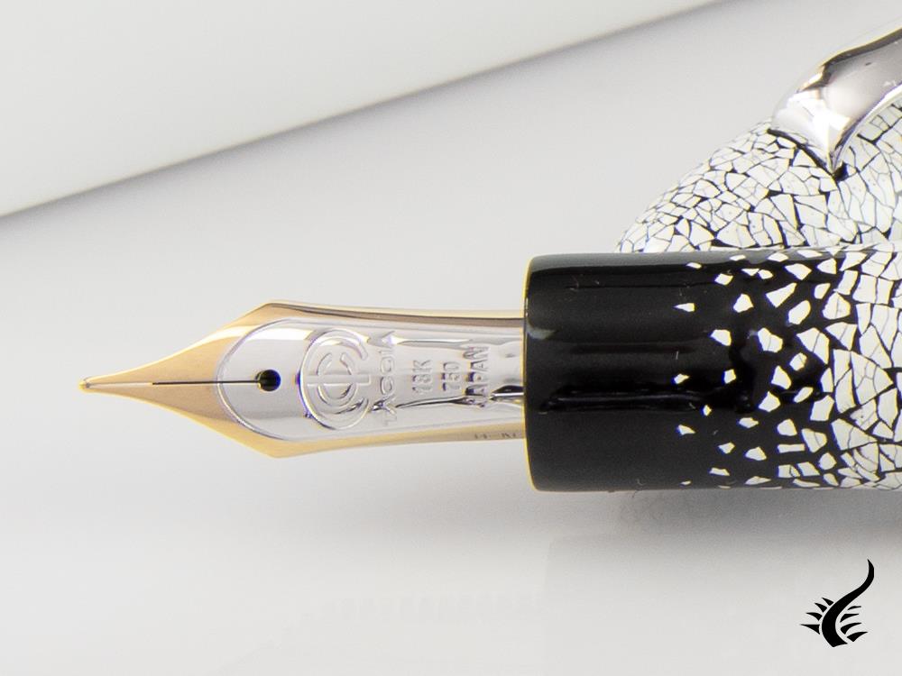 Taccia Miyabi Maki-e Winter's Breath Fountain Pen, Limited Edition