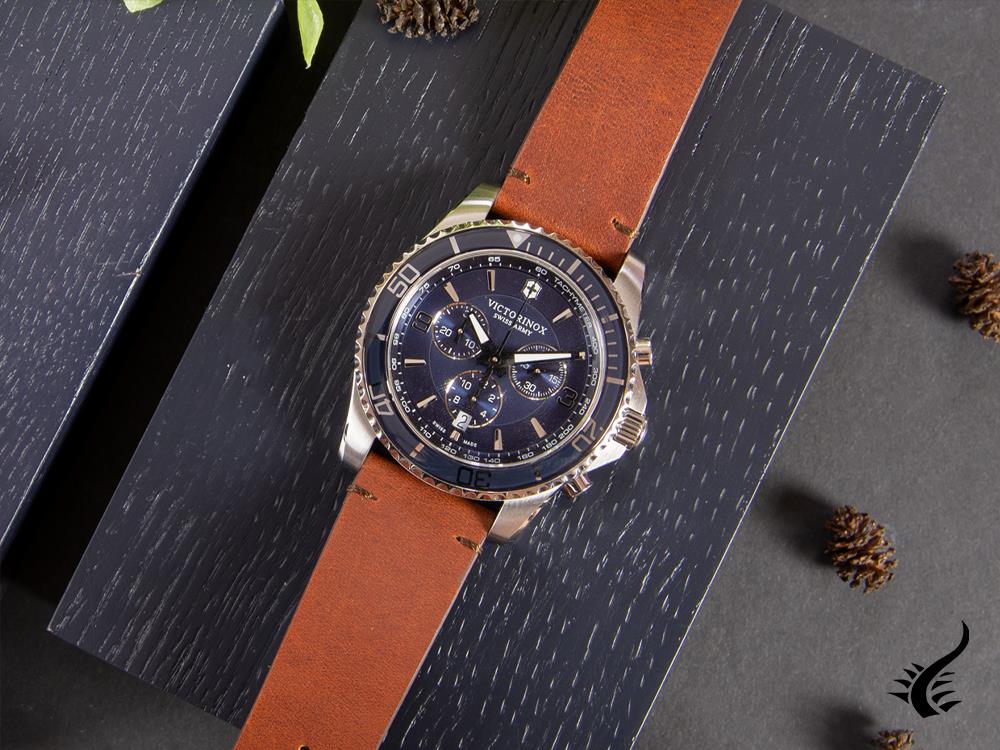 Montre chronographe à quartz Victorinox Maverick, bleu, 43 mm, V241865