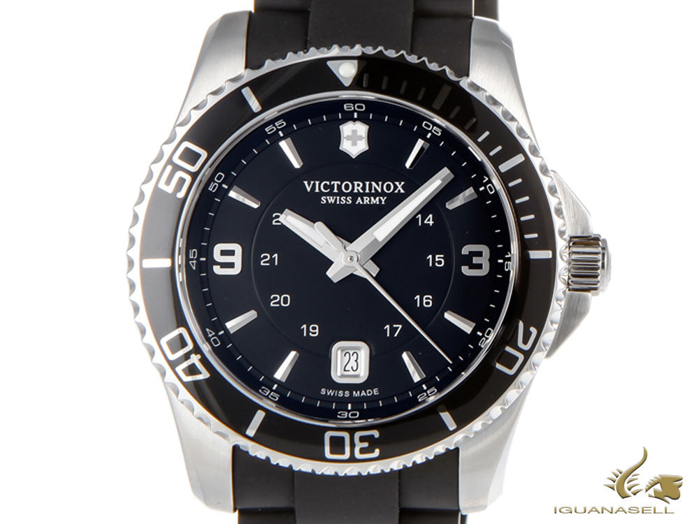 Montre à quartz Victorinox Maverick, acier inoxydable 316L, noir, 43 mm, V241698