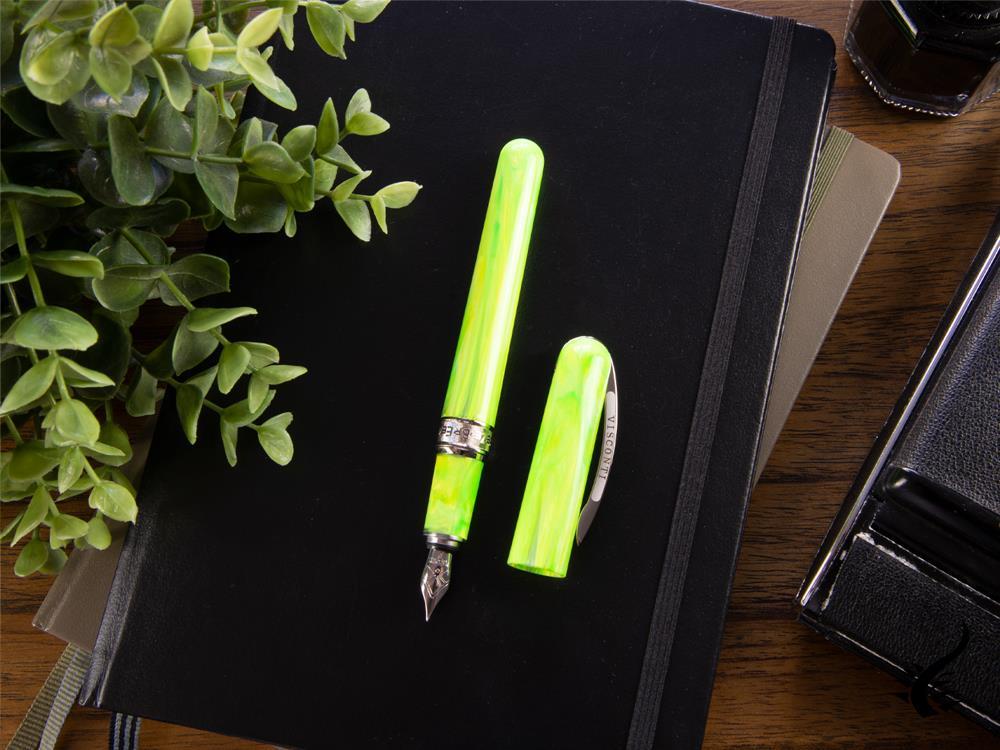 Visconti Breeze Lime Fountain Pen, Injected resin, Green, KP08-02-FP